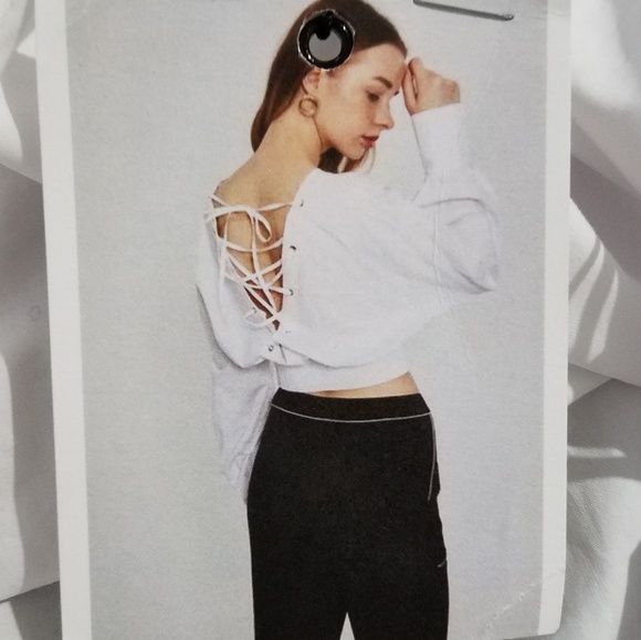 Few Moda New York Semi Cropped Blouse | White - Picture 2 of 8